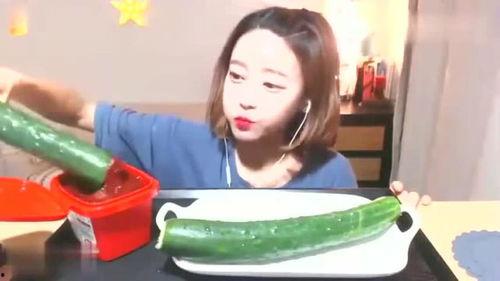 娱乐吃瓜酱招待朋友,与好友共享欢乐时光的秘籍分享